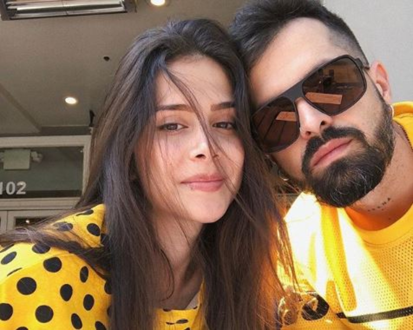 Mike Bahía y Greeicy Rendón