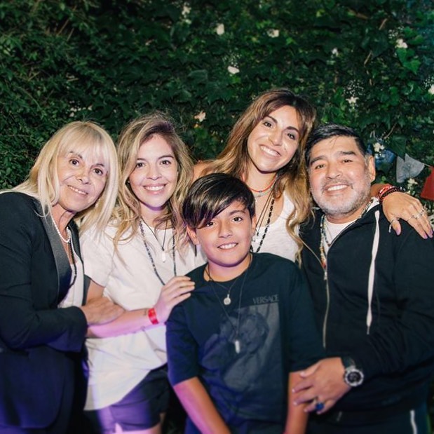 Maradona y su ex esposa Claudia