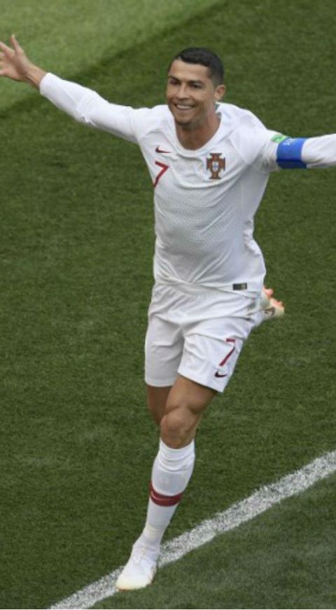 Cristiano Ronaldo. Cristiano Ronaldo.