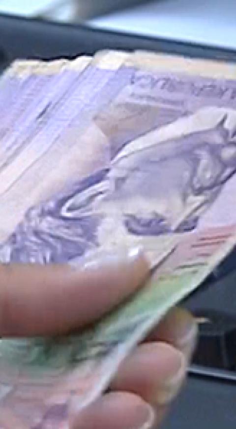 Ahorro Mujer perdió sus ahorros al caer en una estafa