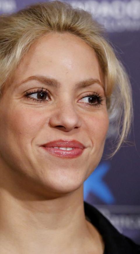 Shakira Shakira