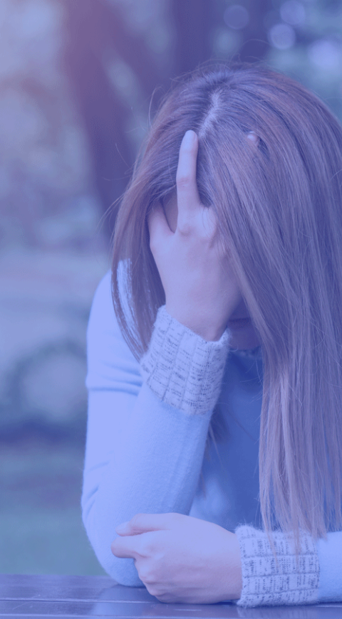 Mujer triste en la fecha de Blue Monday
