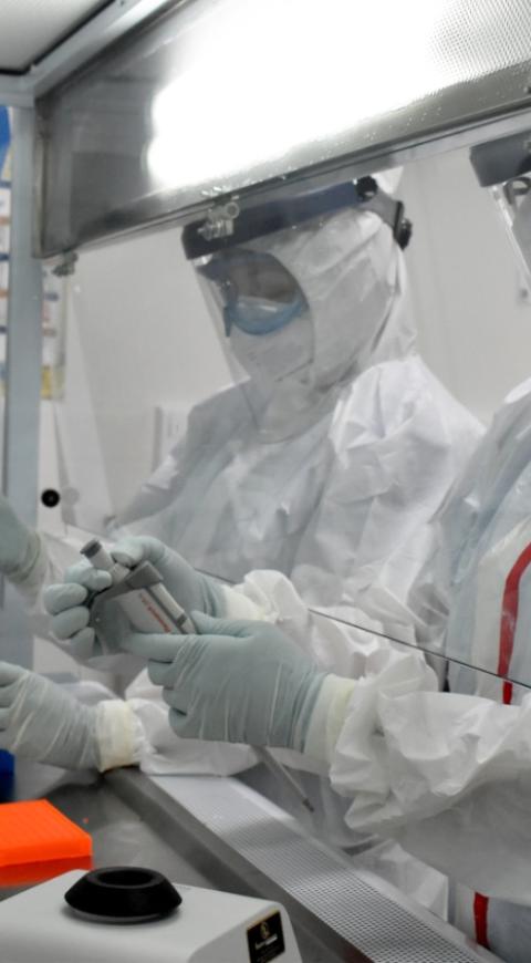 Laboratorio UTP para muestras de Covid-19.