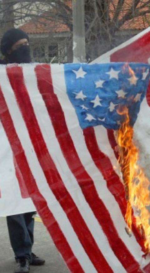 Banderas quemadas de Estados Unidos