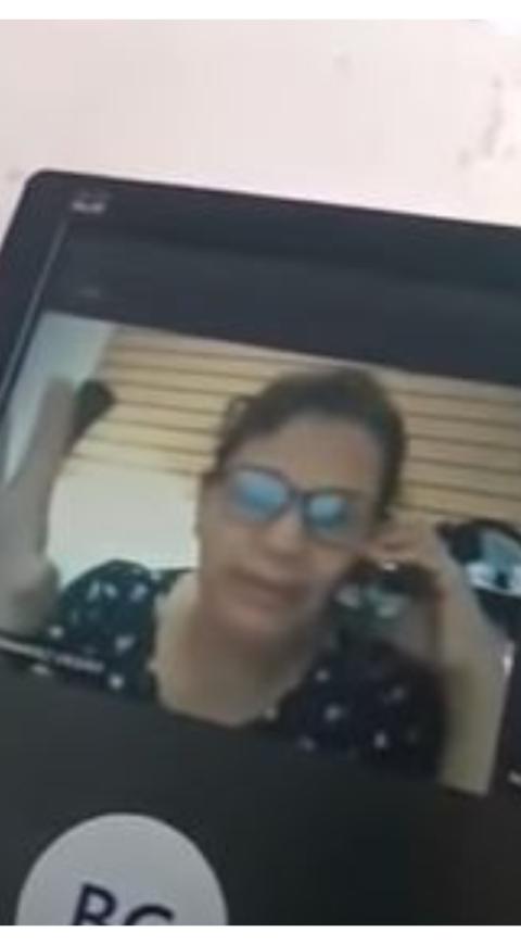 Profesora sobre sus alumnos en clase virtual: “Son unos burros”