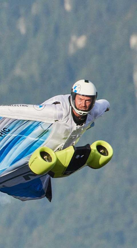 Traje volador eléctrico de BMW Group