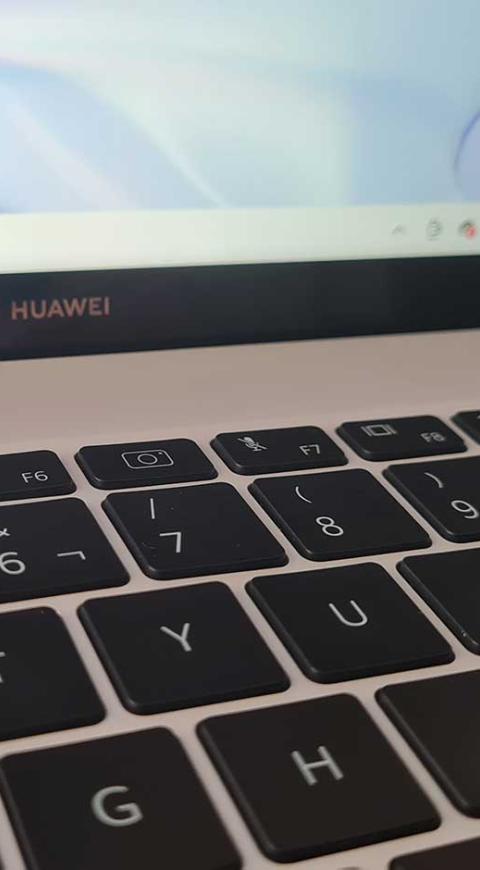 Teclado retroiluminado del MateBook X Pro