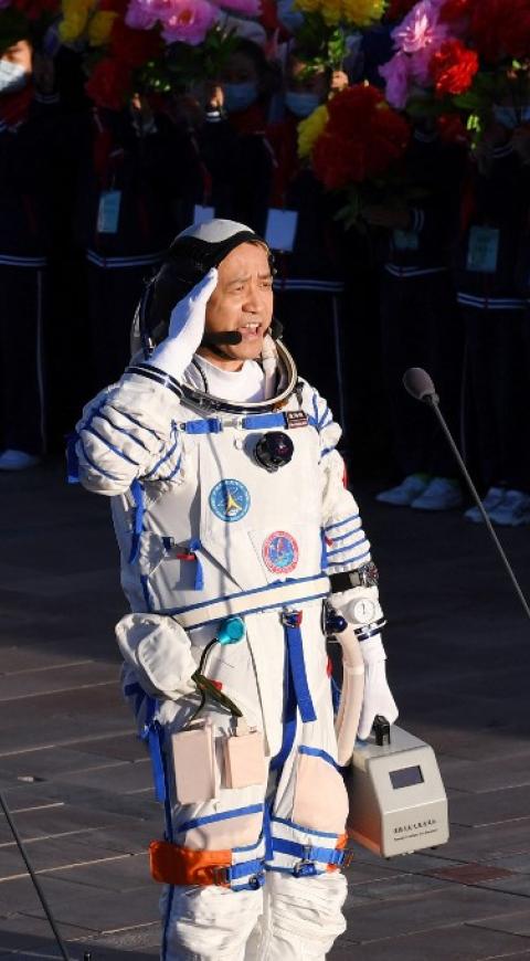 Astronautas chinos