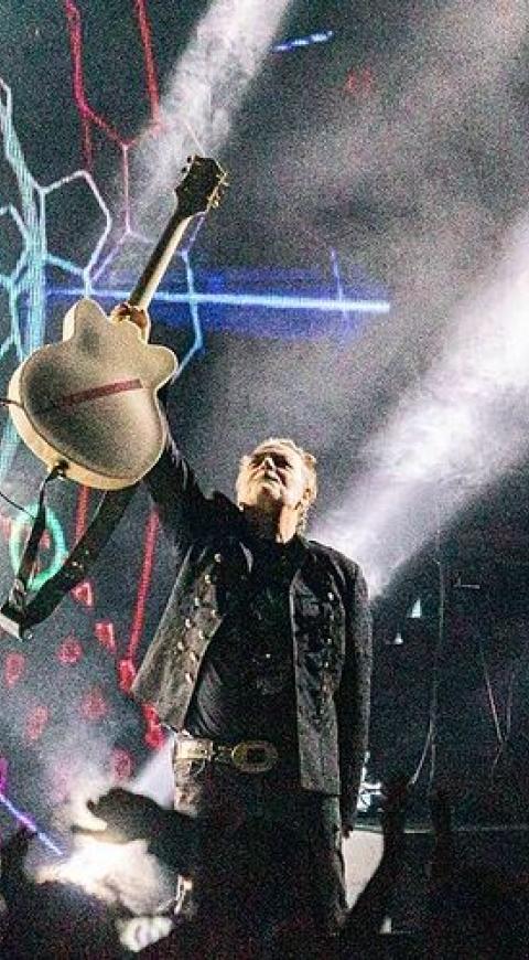 Miguel Mateos, celebra 40 años de música con un concierto en Bogotá