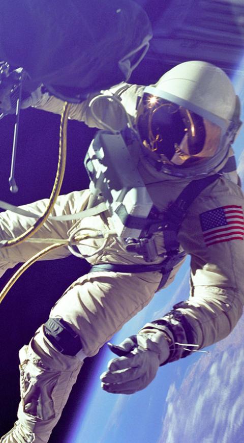 Astronauta en el espacio