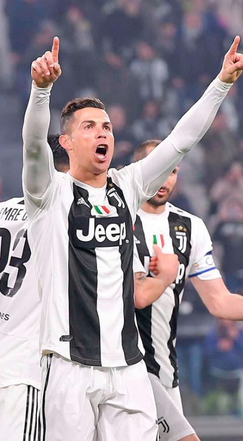 Cristiano Ronaldo celebra con la Juventus