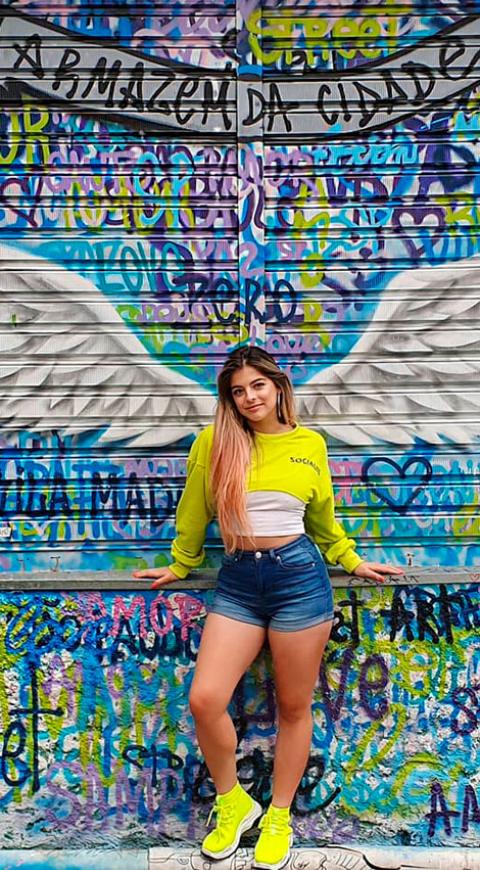 Daniela Legarda es la hermana del cantante Fabio Legarda