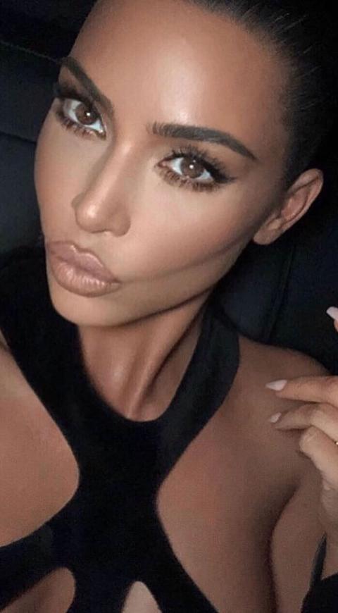 Kim Kardashian es una celebridad en redes sociales