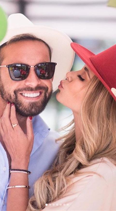 La pareja se unirá tras años de estar juntos.