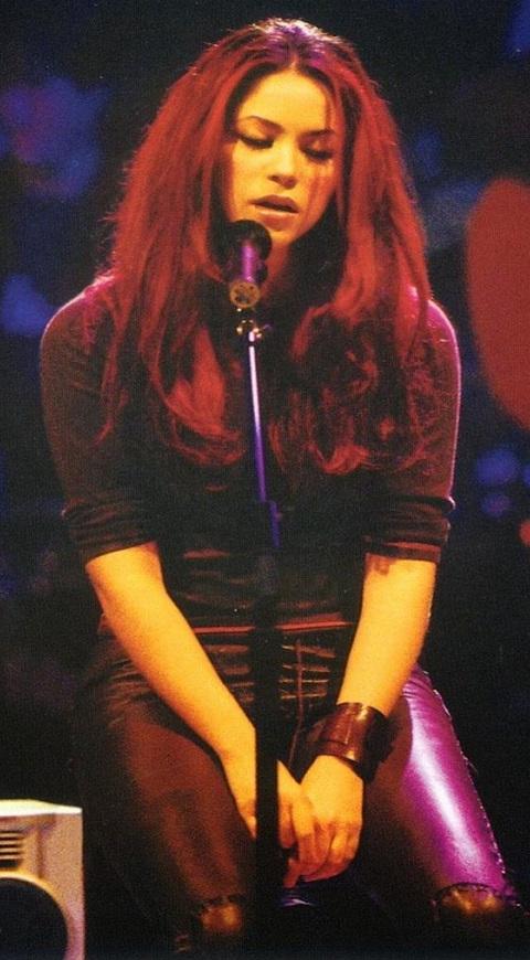 MTV Unplugged de Shakira cumplió 20 años