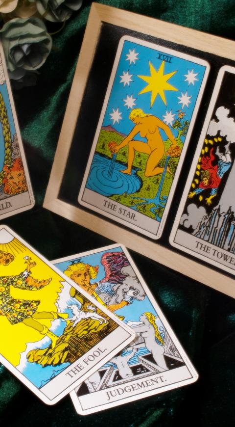 Tarot y sus misterios en El Cartel Paranormal