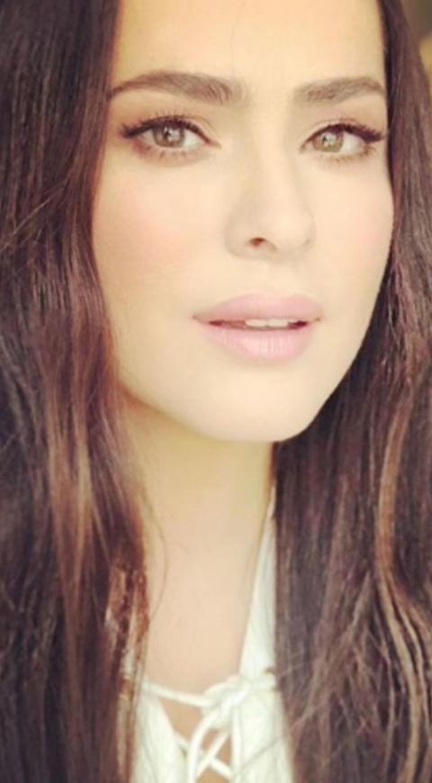Danna Garcia