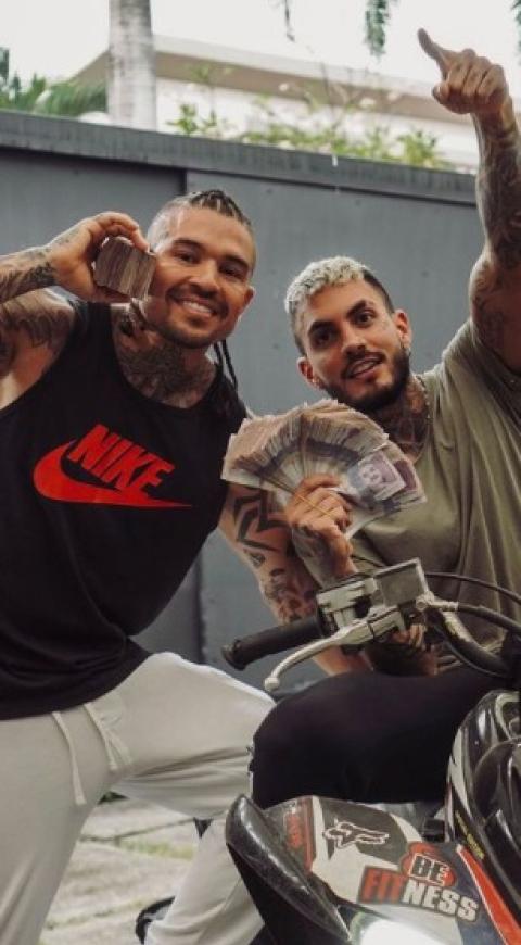 Mateo Carvajal le hace broma a Belosmaki