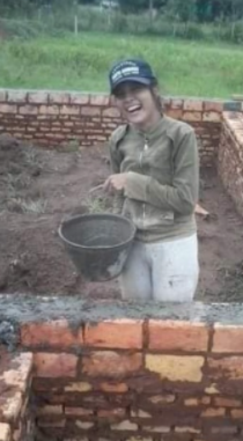 trabajó como obrera para ser abogada