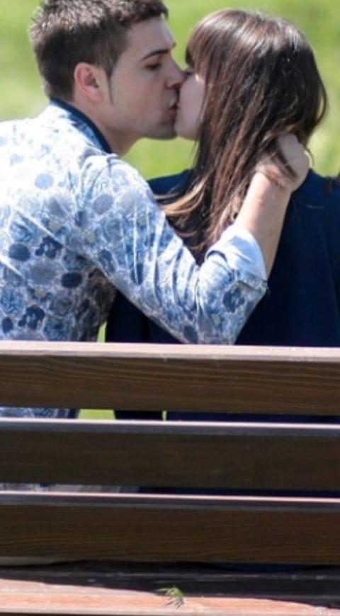 beso-pareja beso-pareja