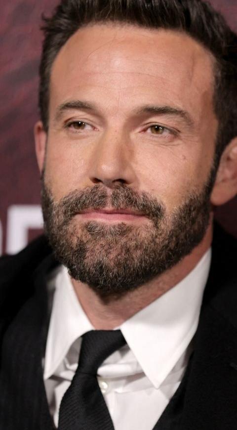 Ben Affleck Ben Affleck avisó a su familia que se casaría con Jennifer López