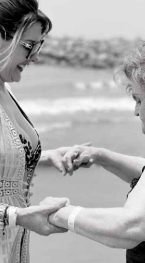 Ana Karina Soto y su mamá Ana Karina Soto y su mamá
