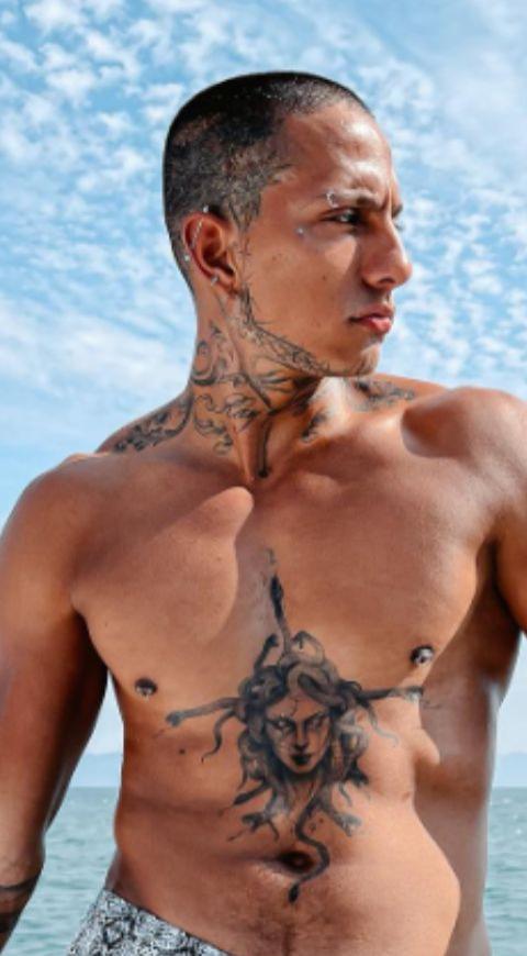 Daiky Gamboa Daiky Gamboa