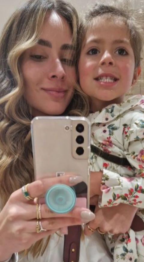 Marialejandra Manotas y su hija Marialejandra Manotas y su hija