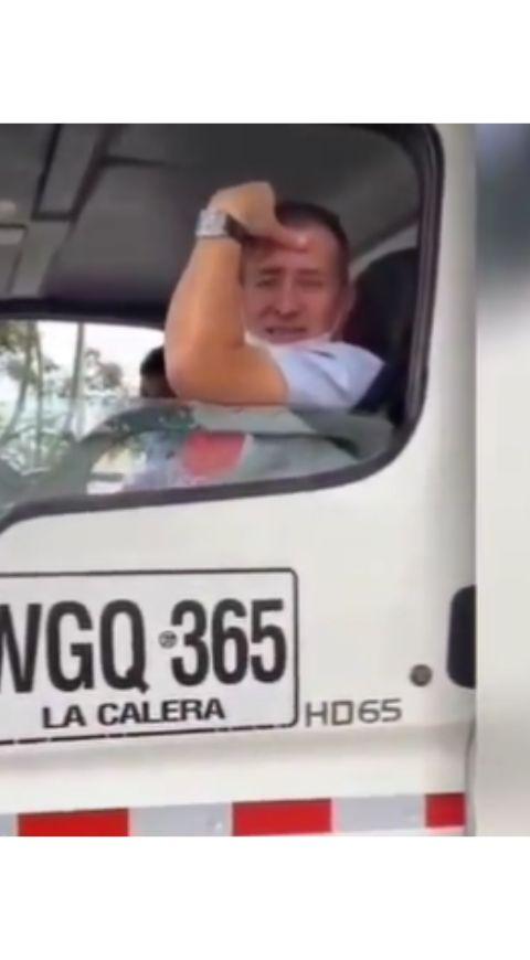 Hombre acusado de piropear a una mujer en la calle Hombre acusado de piropear a una mujer en la calle