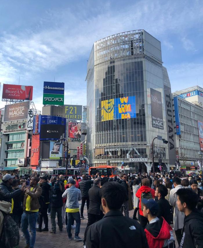 La camiseta de la Selección Colombia presentada en el Times Square de Japón