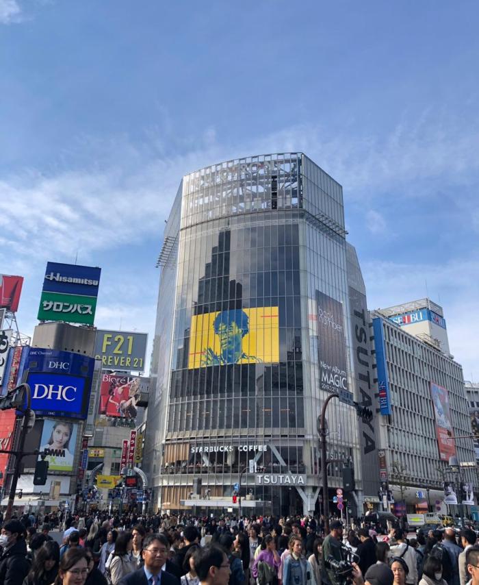 La camiseta de la Selección Colombia presentada en el Times Square de Japón