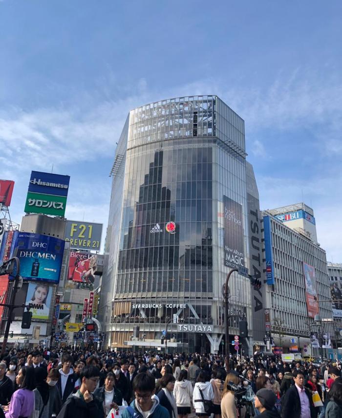 La camiseta de la Selección Colombia presentada en el Times Square de Japón
