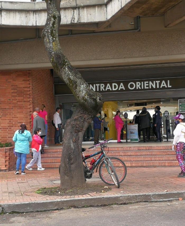 Día sin IVA: Colombianos no salieron y prefirieron las filas virtuales
