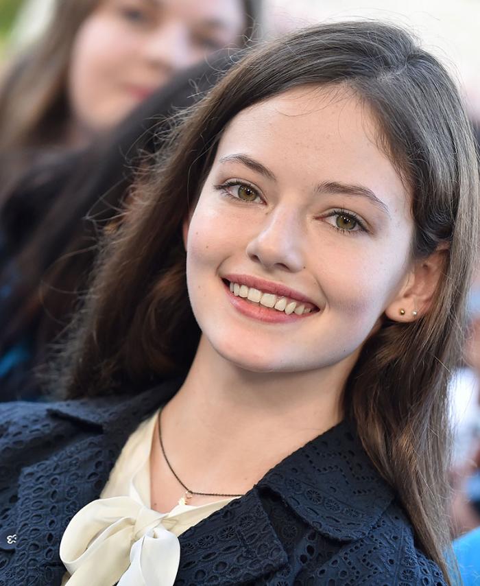 Mackenzie Foy, la niña de 'Crepúsculo' como modelo