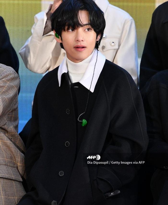 V - BTS