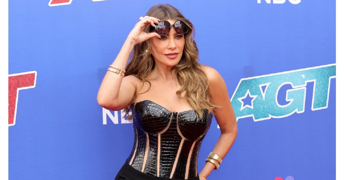 Sofía Vergara hace oficial su noviazgo con médico tras ser operada