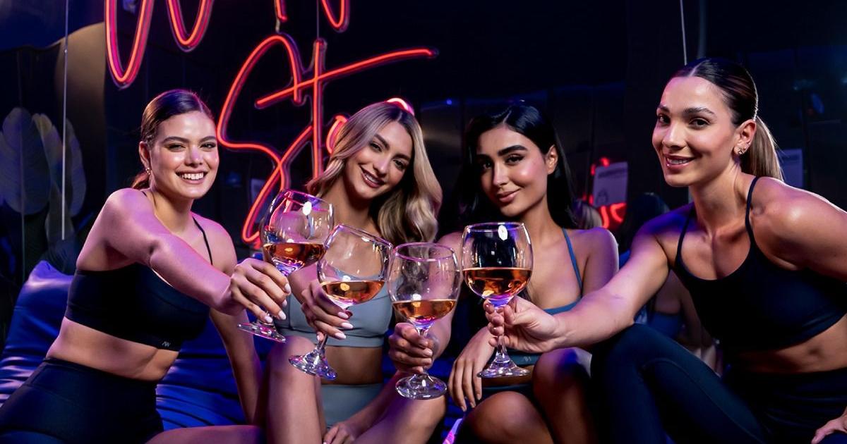 ¿Entrenar con vino? Así está cambiando la forma de ejercitarse en todo el mundo